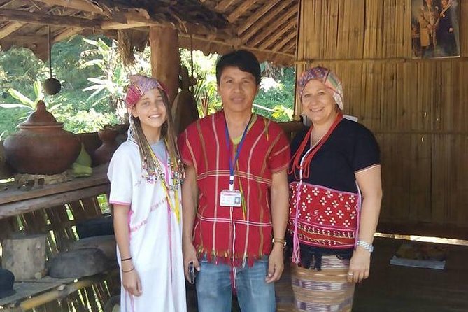 Private Tour: 2-Day Authentic Hill Tribe Villages and Karen Hill Tribe Homestay - Entering village homes: what you can expect