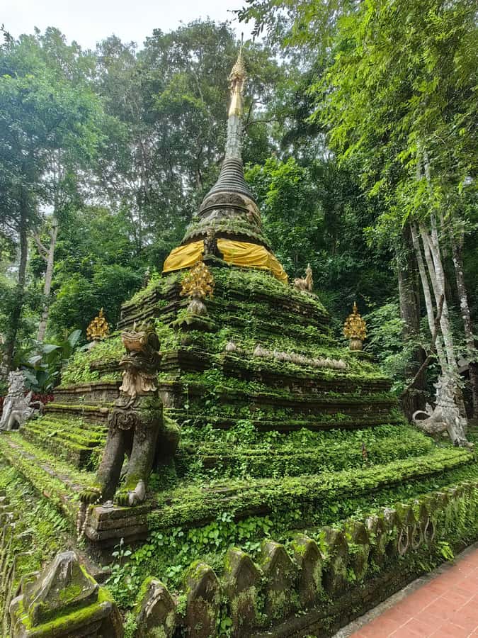 Private tour Chiangmai , Explore hidden gems Lanna temple - Key things I’d circle on this Chiang Mai Lanna temple day