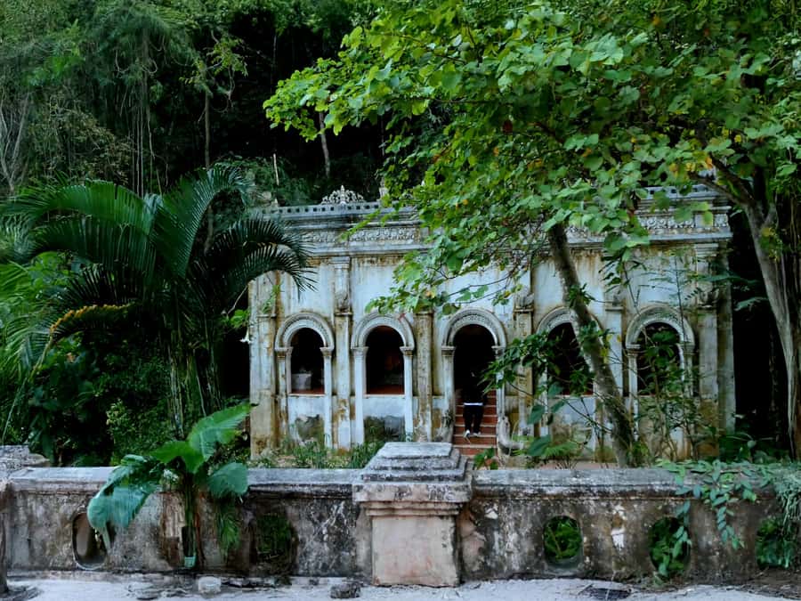 Private tour Chiangmai , Explore hidden gems Lanna temple - A 1-day Lanna temple circuit in Chiang Mai that actually flows