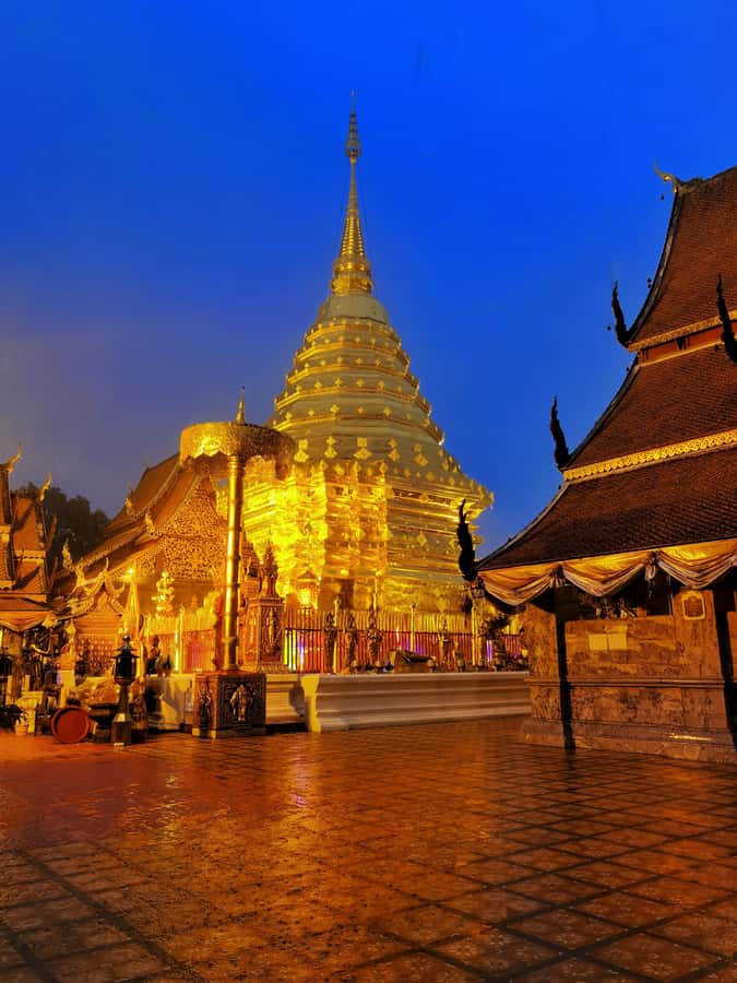 Private tour Chiangmai , Explore hidden gems Lanna temple - Wat Phra That Doi Suthep: colorful approach, golden skyline payoff