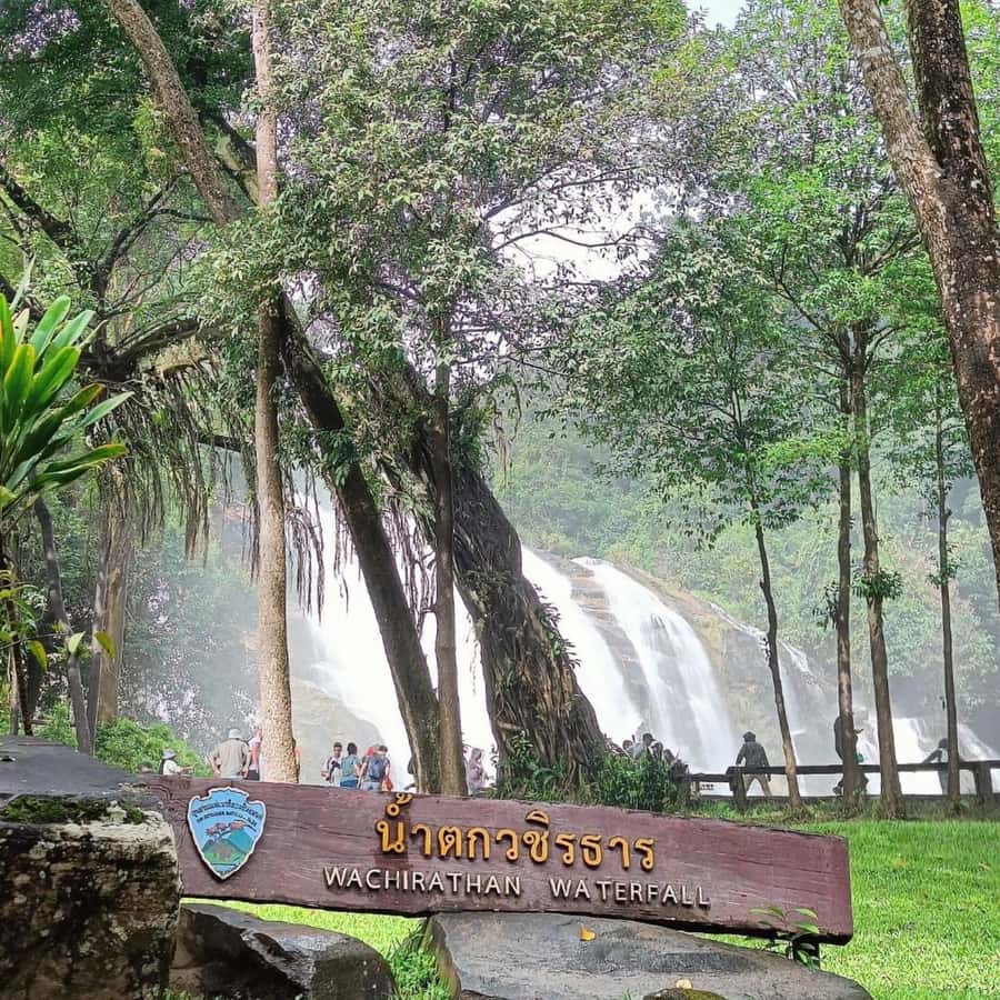 Private Tour Doi Inthanon, Trekking Kew Mae Pan Nature Trail - Hmong Market: a quick hit of local commerce