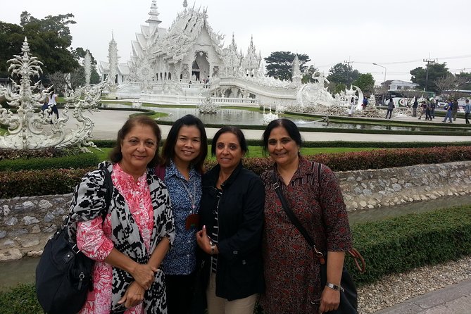 Private Tour Guide: Independent Guide & Team in Chiang Mai - With or Without a Vehicle: Choosing What Fits Your Energy