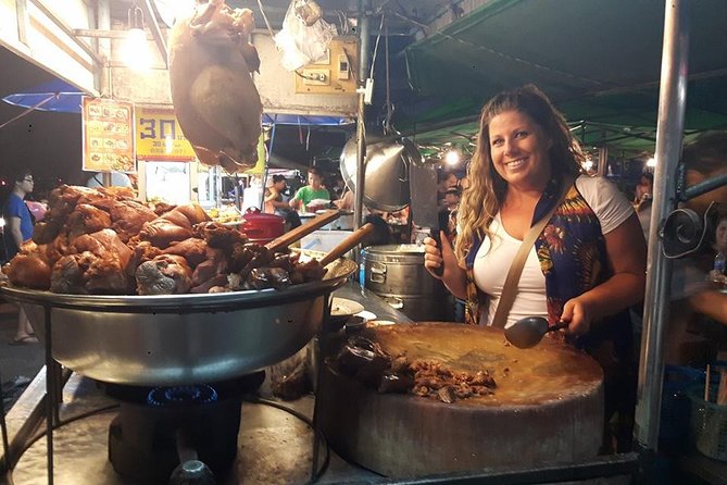 Small-Group Chiang Mai Evening Street Food Tour - Stop 1: first tastings at a local eatery