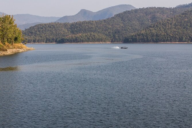 Sticky Waterfall Chiang Mai and Mae Ngat Boat Tour - Mae Ngat Dam and Reservoir: Calm Water Views Plus the Included Boat Trip