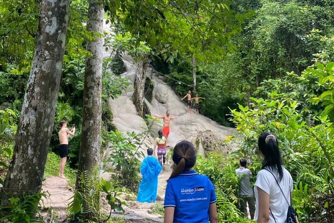 Sticky Waterfall Chiang Mai and Mae Ngat Boat Tour - Wat Ban Den: A Big Temple Complex With Meaning Beyond the Photo