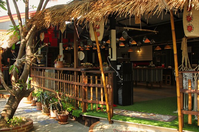 Thai and Akha Cooking Class in Chiang Mai - Chiang Mai cooking class style: personal attention without the big-tour chaos