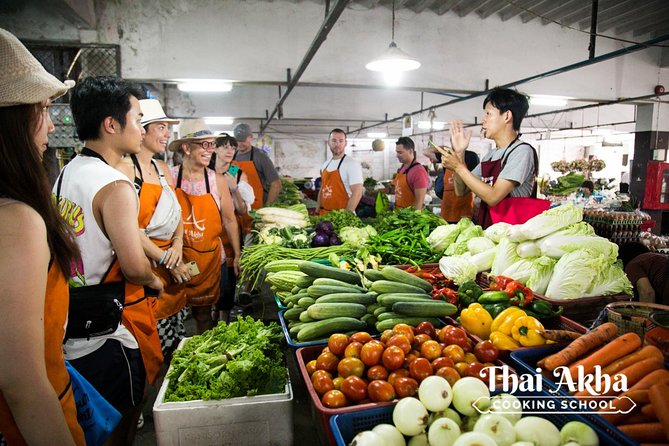 Thai and Akha Cooking Class in Chiang Mai - Who should book this Thai and Akha cooking class?