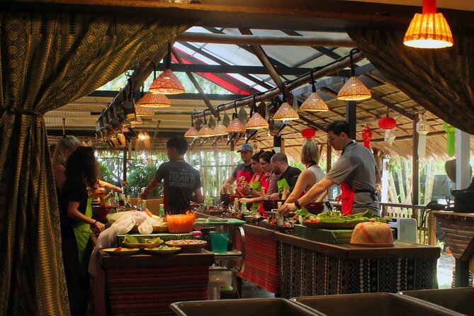 Thai and Akha Cooking Class in Chiang Mai - Inside the kitchen: how a 6-hour class keeps you busy (and not lost)