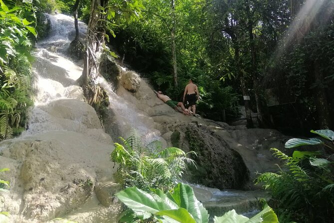 The Best Full Day Tour: Doi Suthep, Wat Phalat, Sticky Waterfall - Why this Doi Suthep and Sticky Waterfall day makes sense