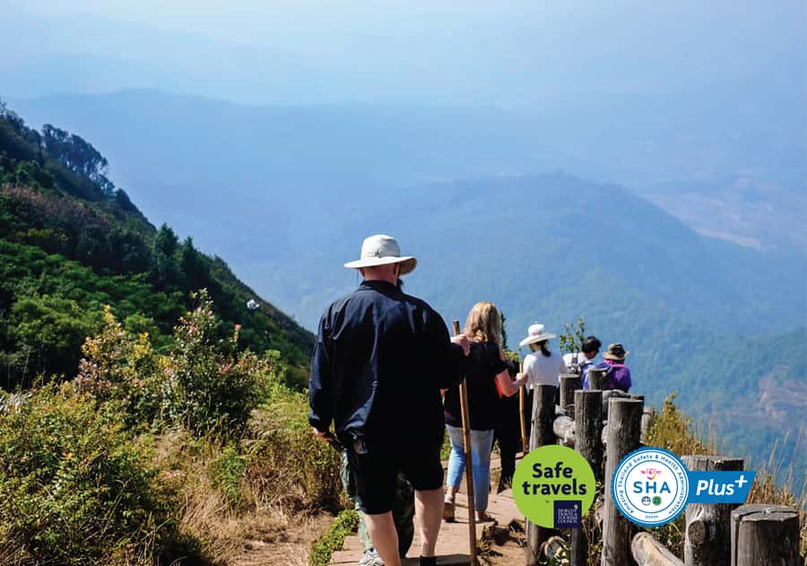 Tour with Hike in Kiew Mae Pan Natural Trail from Chiang Mai - Getting there from Chiang Mai: VIP van and small-group pace