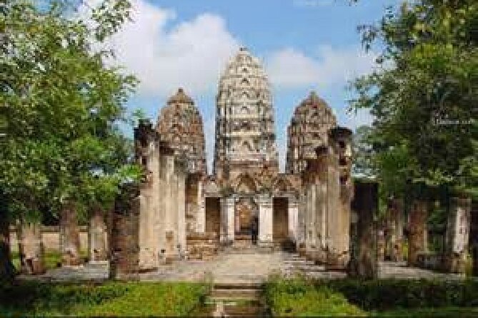 Unseen Sukhothai Province 2 Days 1 Night Private Tour - Si Satchanalai Historical Park: Mahathat Temple and a Tram Ride