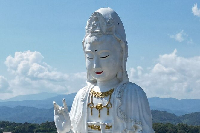 Visit Chiang Rai Temples and Lalitta Cafe from Chiang Mai - The 7:00 AM Start and the Reality of Road Time